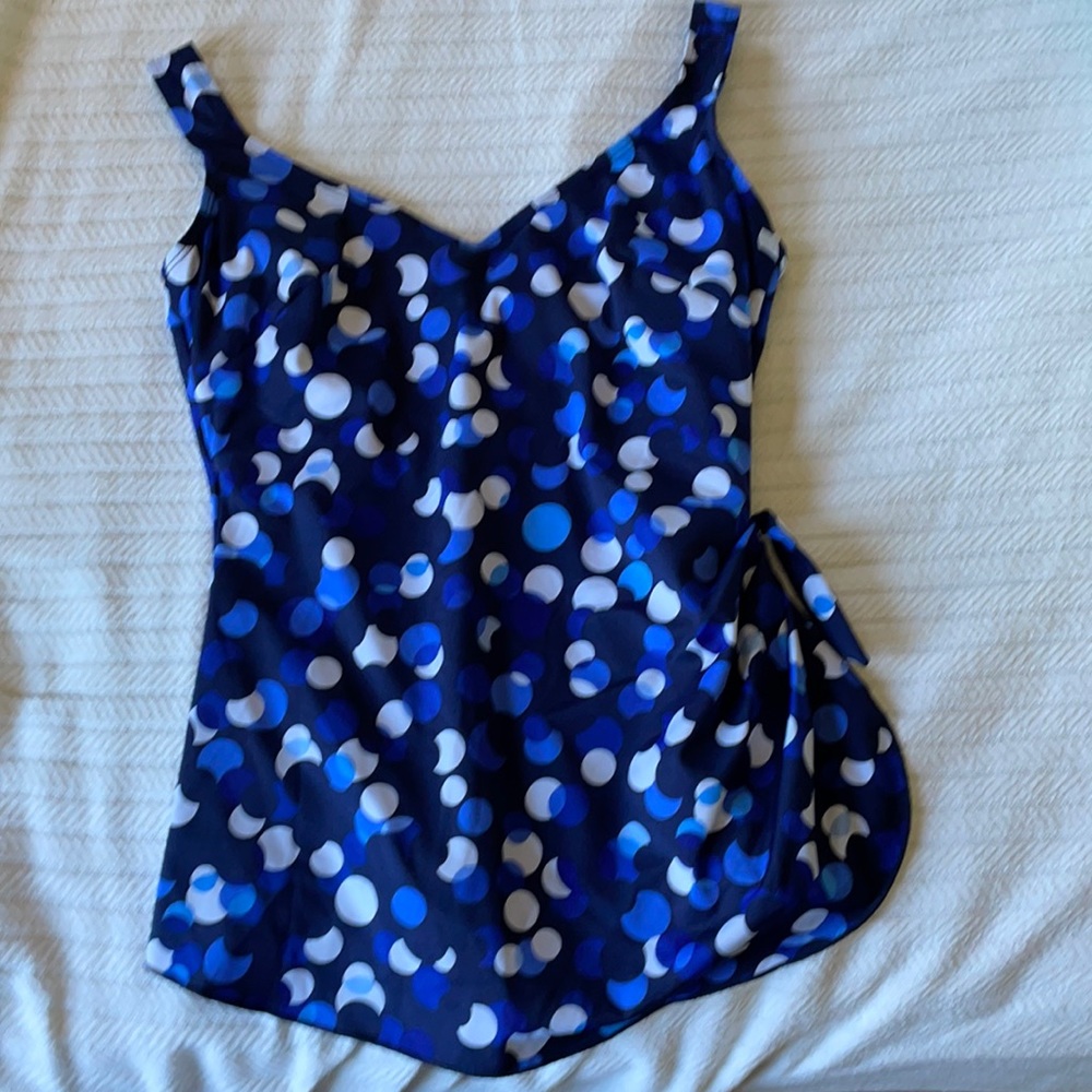 Like new size 14 38DD one-piece swim suit